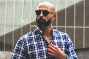 Los Mejores Tipos de Gafas/Lentes para Hombres Calvos