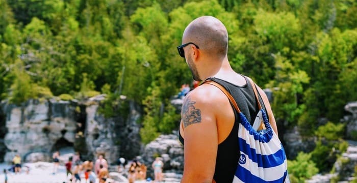 Cuantos hombres calvos hay en el mundo