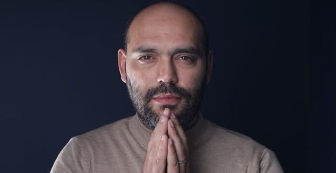Descubre el Secreto del Look Perfecto para Hombres Calvos!