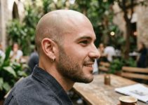 ¿Se Ven Bien los Aretes en los Hombres Calvos? Ventajas, Desventajas y Recomendaciones ¿Se Ven Bien los Aretes en los Hombres Calvos? Ventajas, Desventajas y Recomendaciones